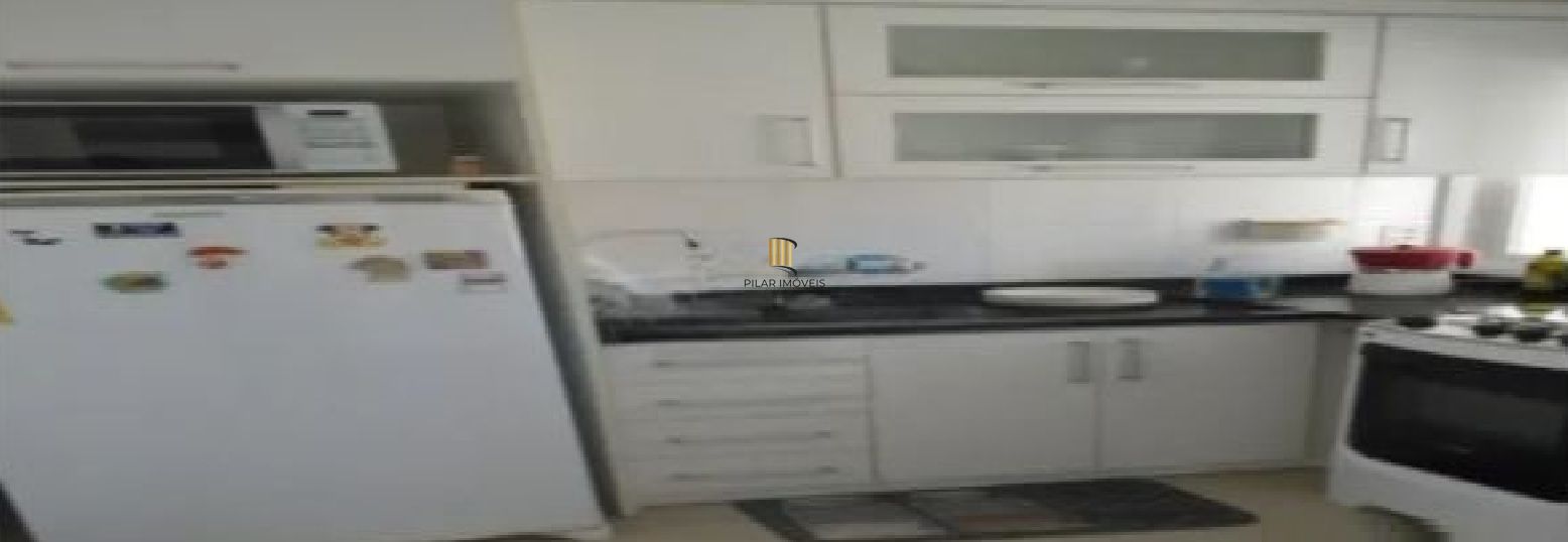 Apartamento no Menino Deus de 1 dormitório e vaga