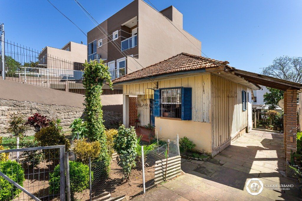 Casa para Venda  2 dormitórios, 1 vaga - Tristeza