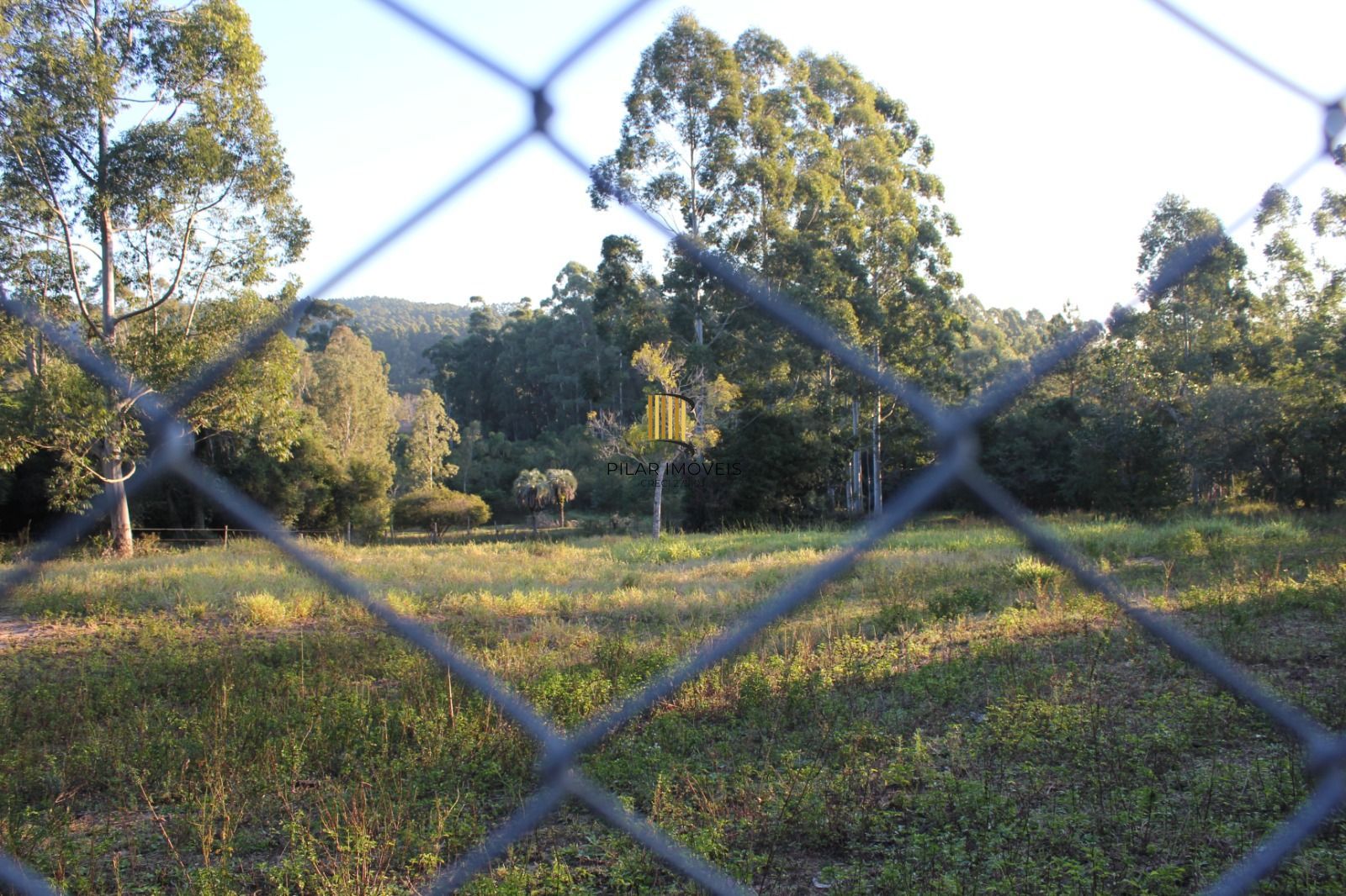 Sítio 1 dormitório no bairro Itapuã