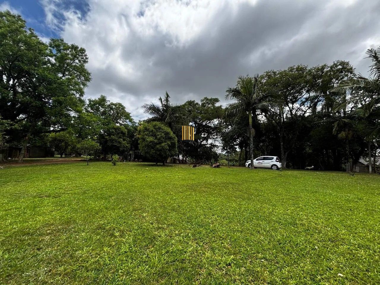 Sítio 6 dormitórios no bairro Fiuza