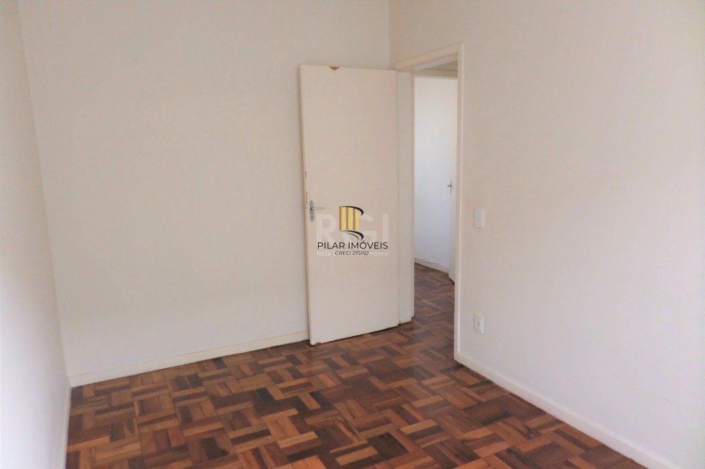 Apartamento no bairro santa Cecília de 2 dormitórios desocupado