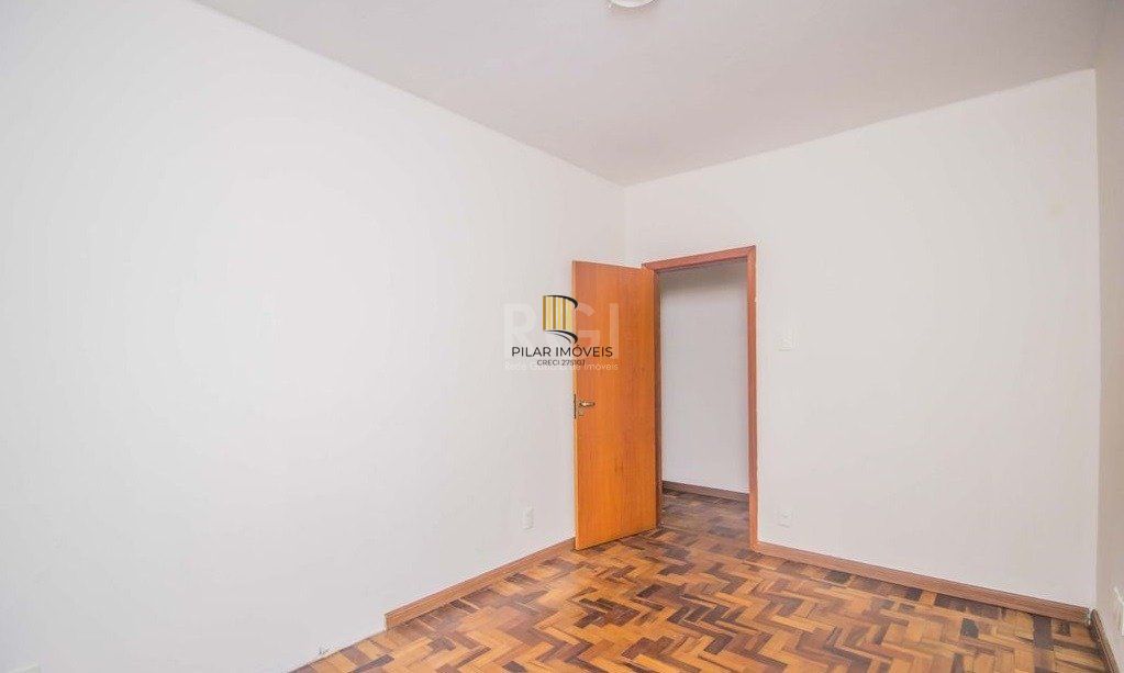 Apartamento de 2 dormitórios, Floresta DESOCUPADO
