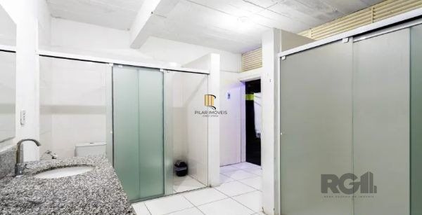 Casa no bairro Petrópolis de 3 dormitórios e 2 vagas