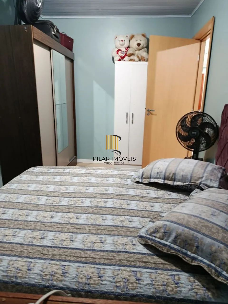 Casa 2 dormitórios no bairro Mário Quintana