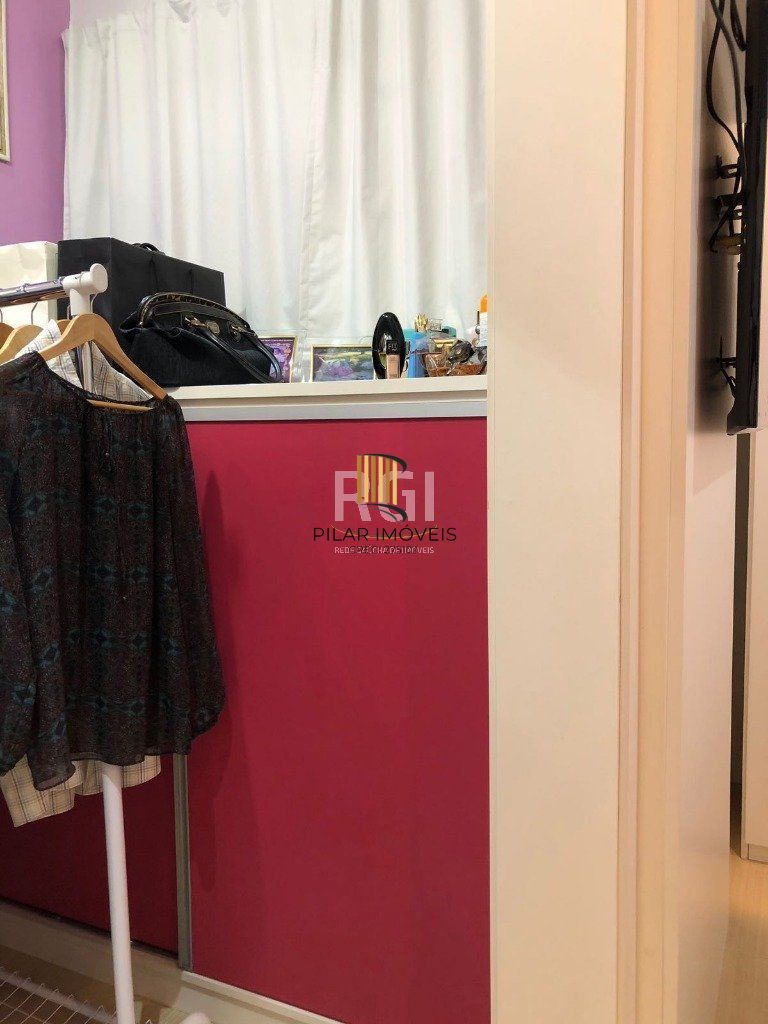 Apartamento para Venda - 80m², 2 dormitórios, 1 vaga - Menino Deus