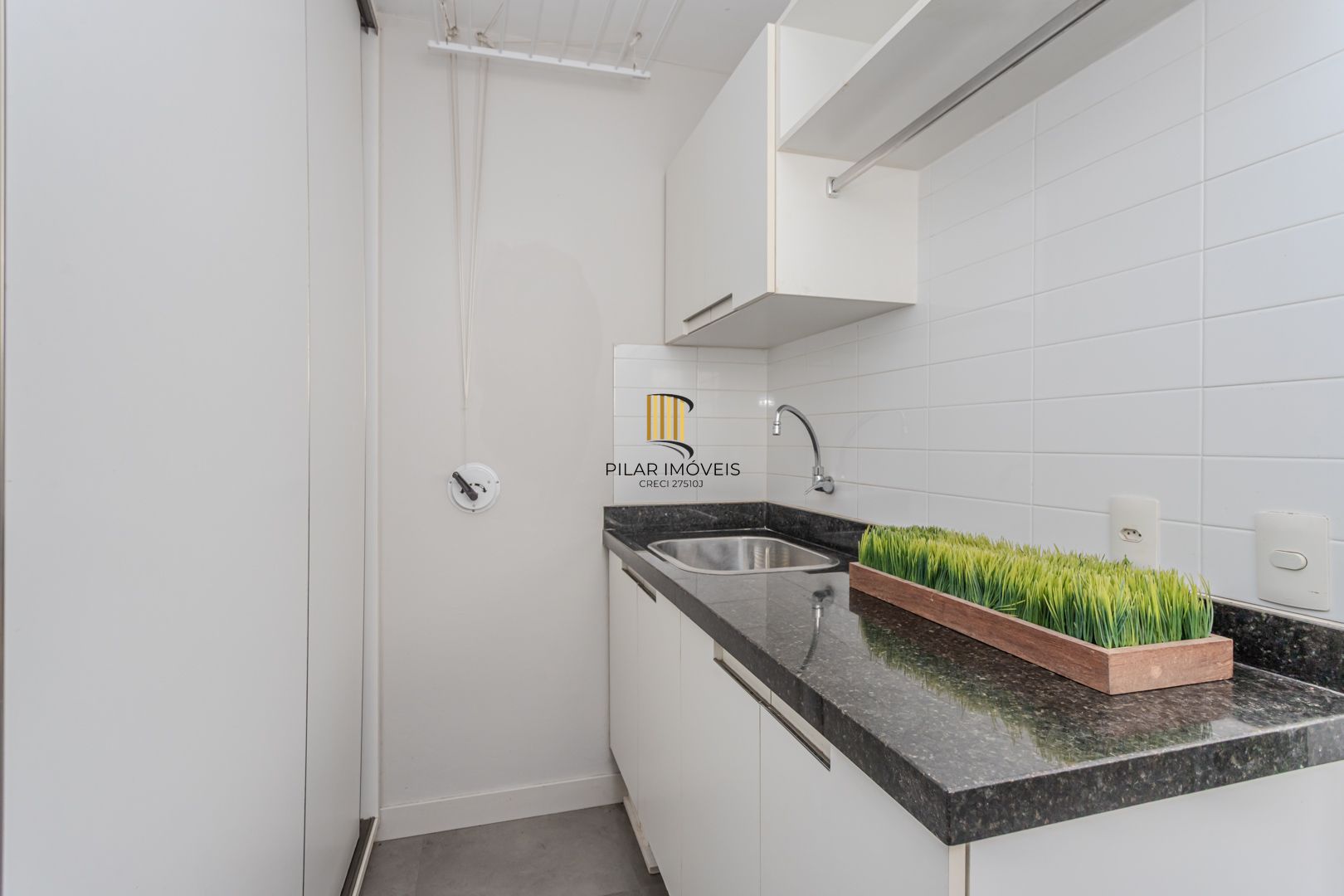Apartamento garden no bairro Santa Cecilia de 2 dormitórios e vaga