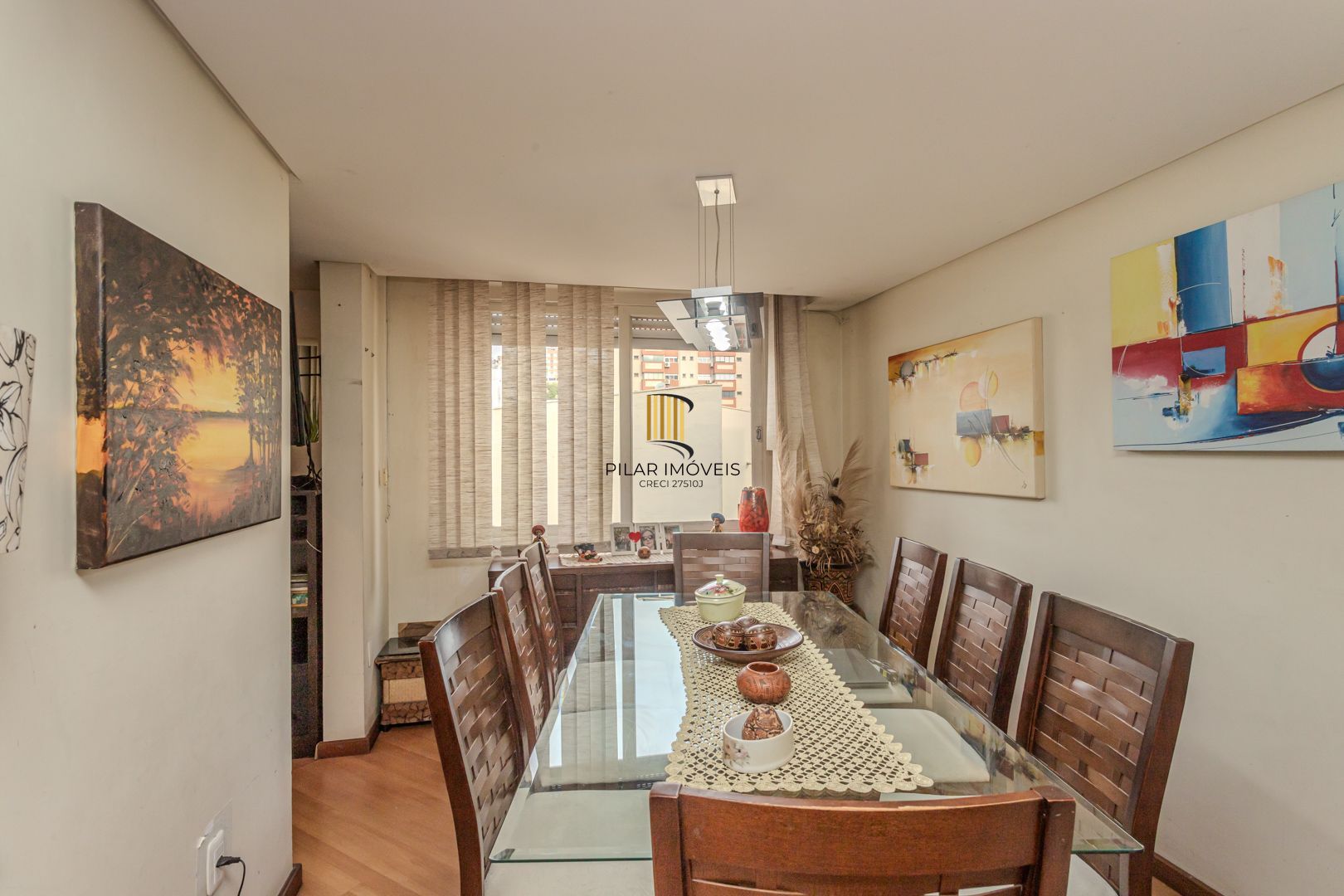 Cobertura no Menino Deus de 3 dormitórios e vaga