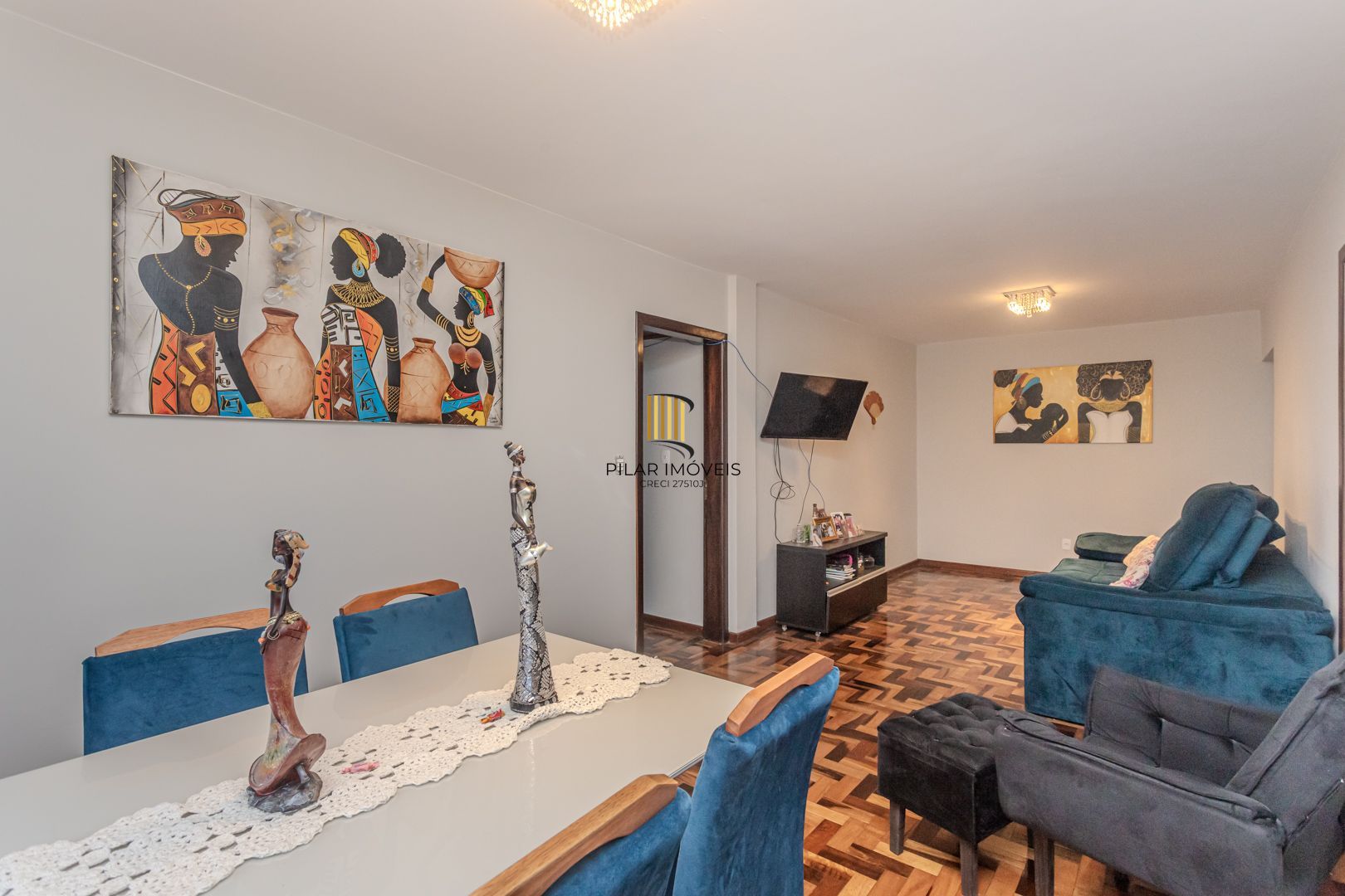 OCASIÃO 3 dormitórios, suíte e vaga, 106m² privativos, por R$ 400 mil