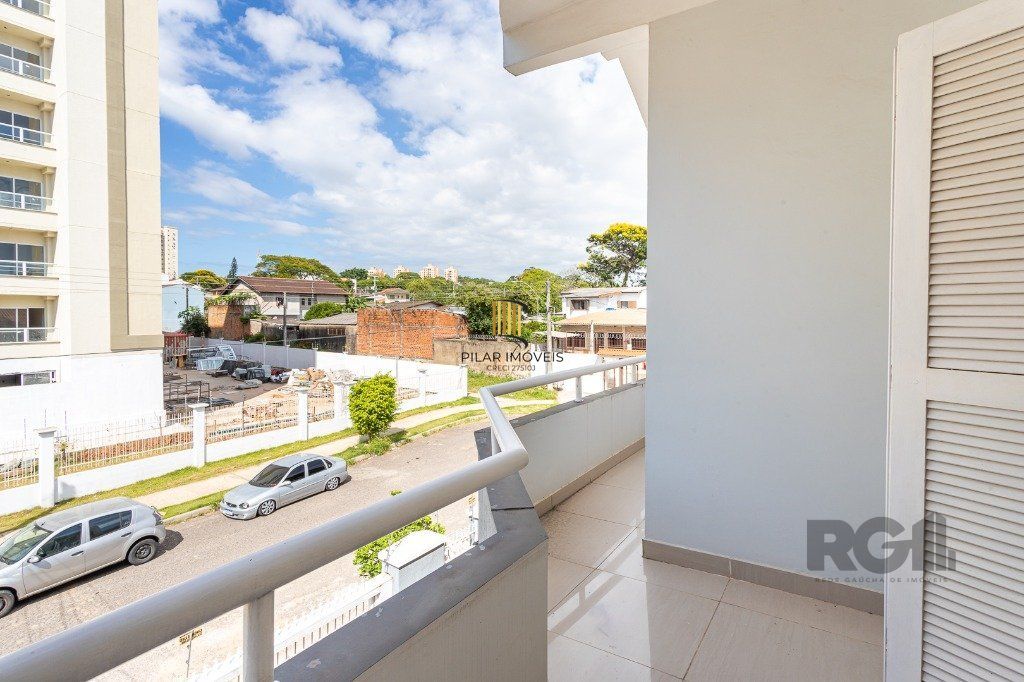 casa sobrado no Alto Petrópolis de 5 dormitórios e 3 vagas