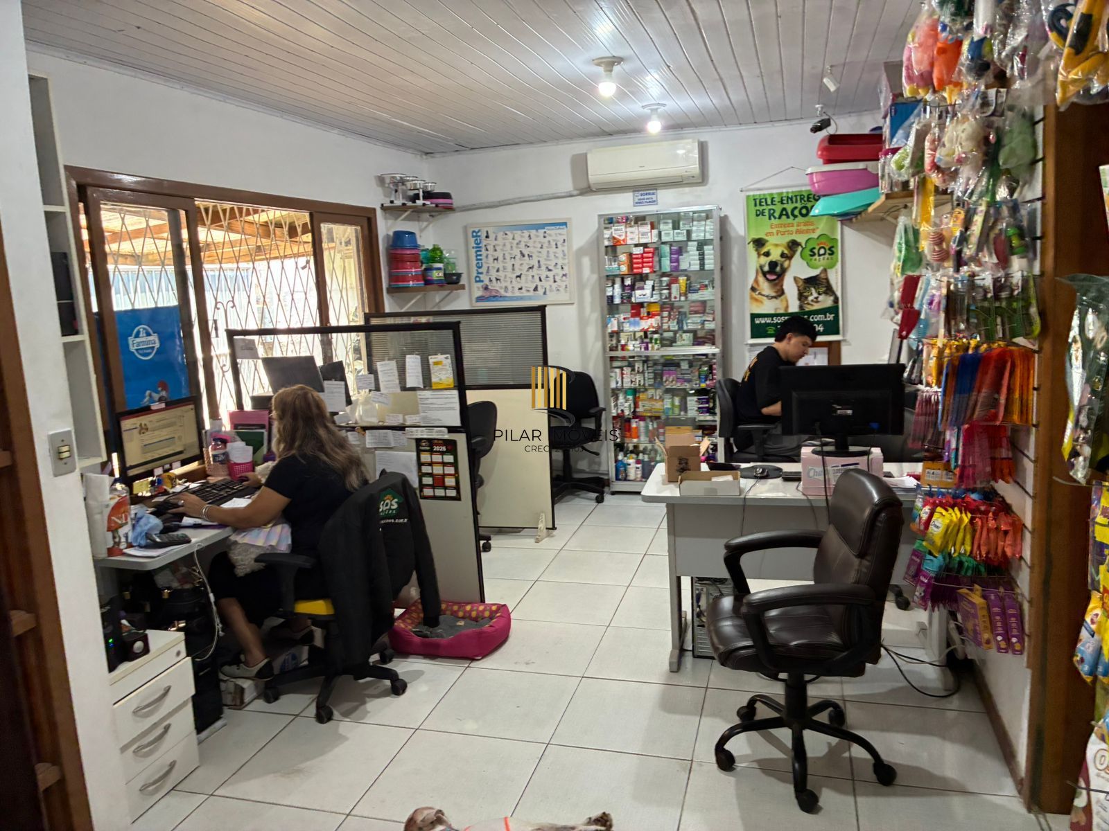 Casa 2 dormitórios no bairro Jardim Carvalho - Pilar Imóveis