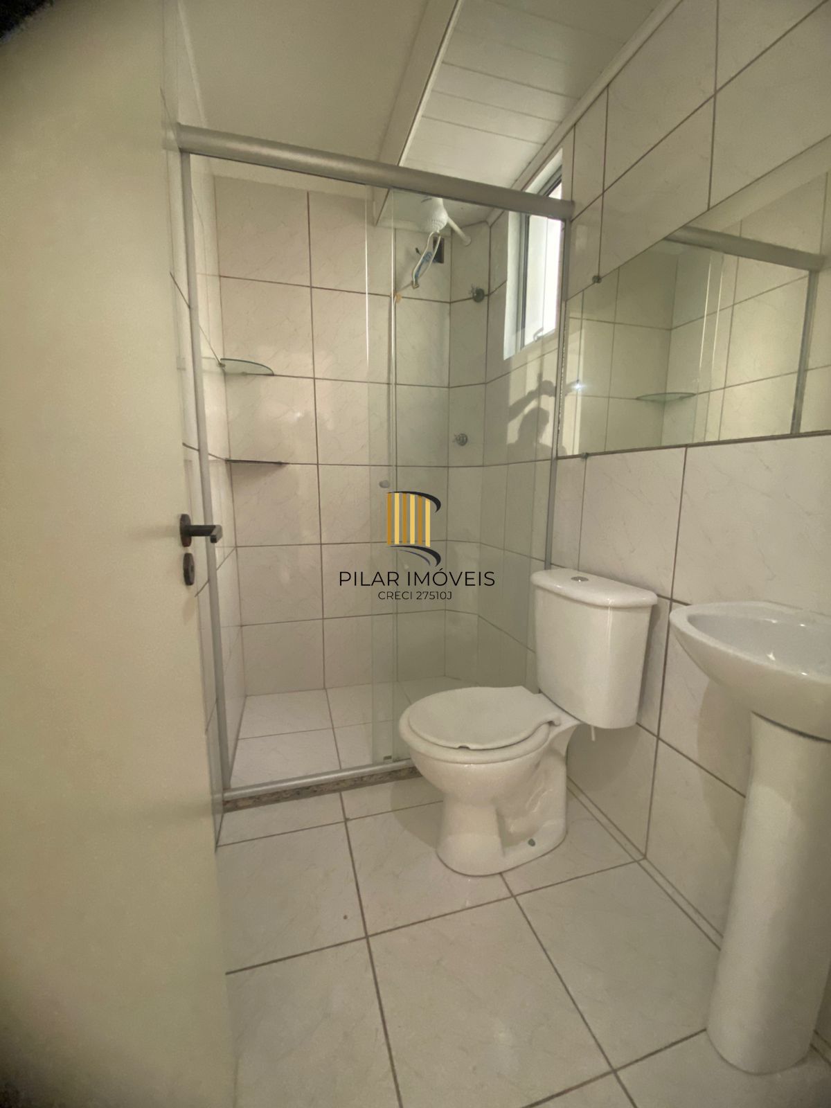 Apartamento de 2 dormitórios e vaga rotativa na Vila Nova