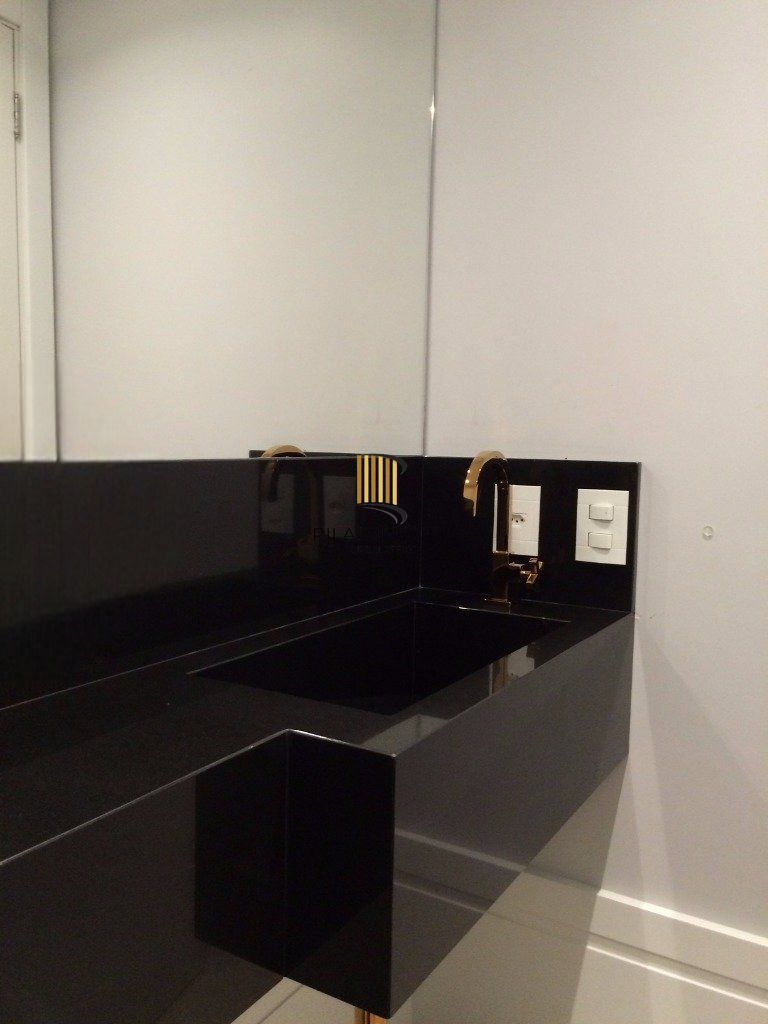 Apartamento de 3 dormitórios e 3 vagas