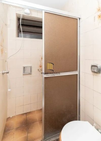 Apartamento no bairro Nonoai de 2 dormitórios e vaga