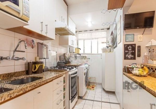 Apartamento para Venda no Petrópolis de 3 dormitórios  vaga e infra