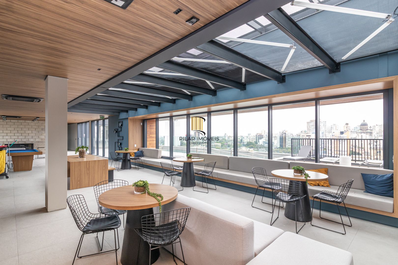 Apartamento NOVO no Go Cidade Baixa de 2 dormitórios vaga e infra