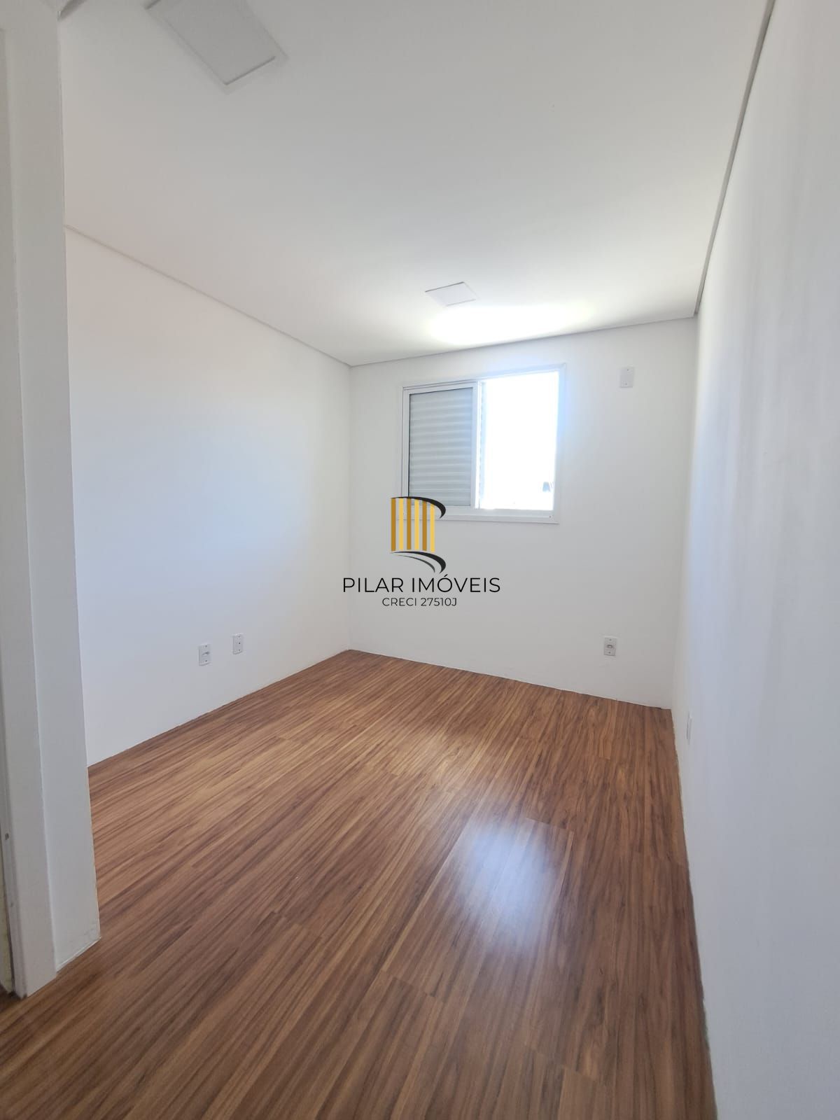 Sobrado 2 dormitórios no bairro Morada Gaúcha