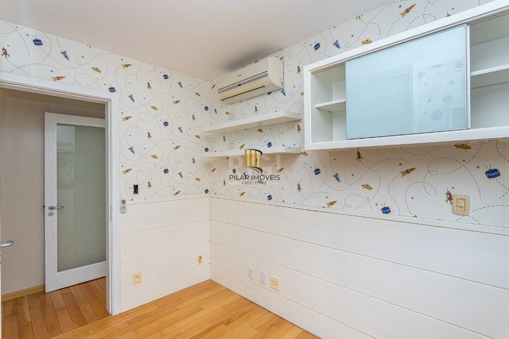 Apartamento para Venda - 141m², 3 dormitórios, sendo 1 suites, 3 vagas - Rio Branco