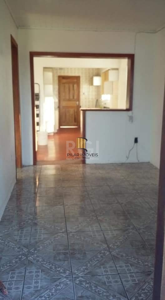 Casa para Venda - 68m², 2 dormitórios, 1 vaga - Belém Novo