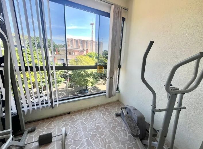 Cobertura no Partenon de 3 dormitórios vaga e terraço