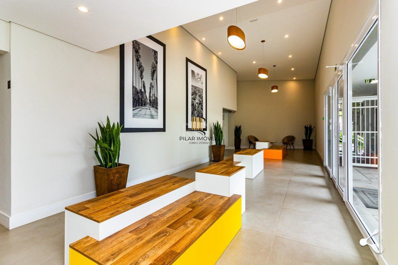 Apartamento no Pertenon de 2 dormitórios vaga e infra