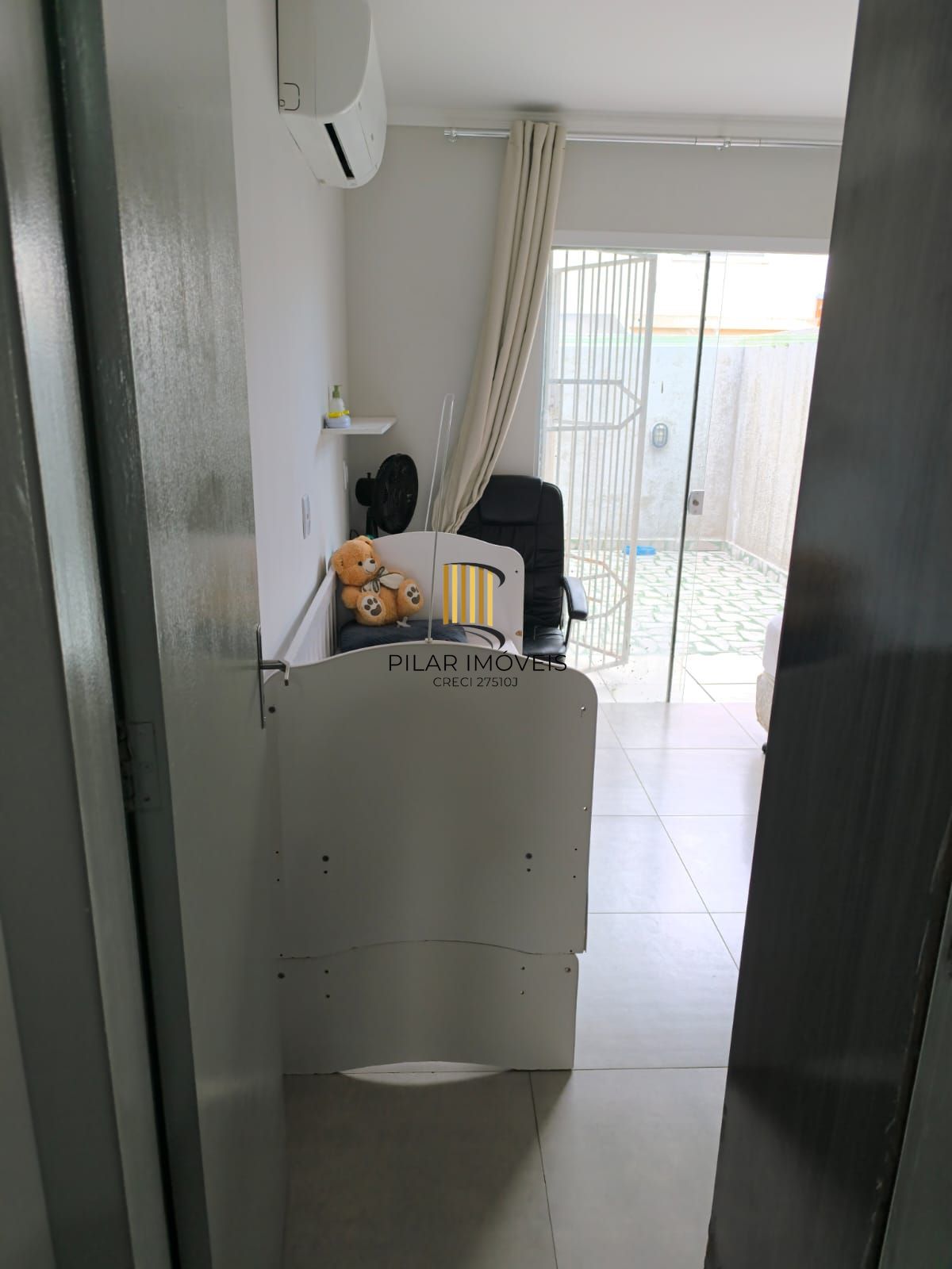 Casa 2 dormitórios no bairro Jardim Algarve