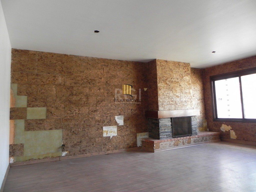 Casa para Venda - 110m², 4 dormitórios, sendo 1 suites, 4 vagas - Jardim Itu