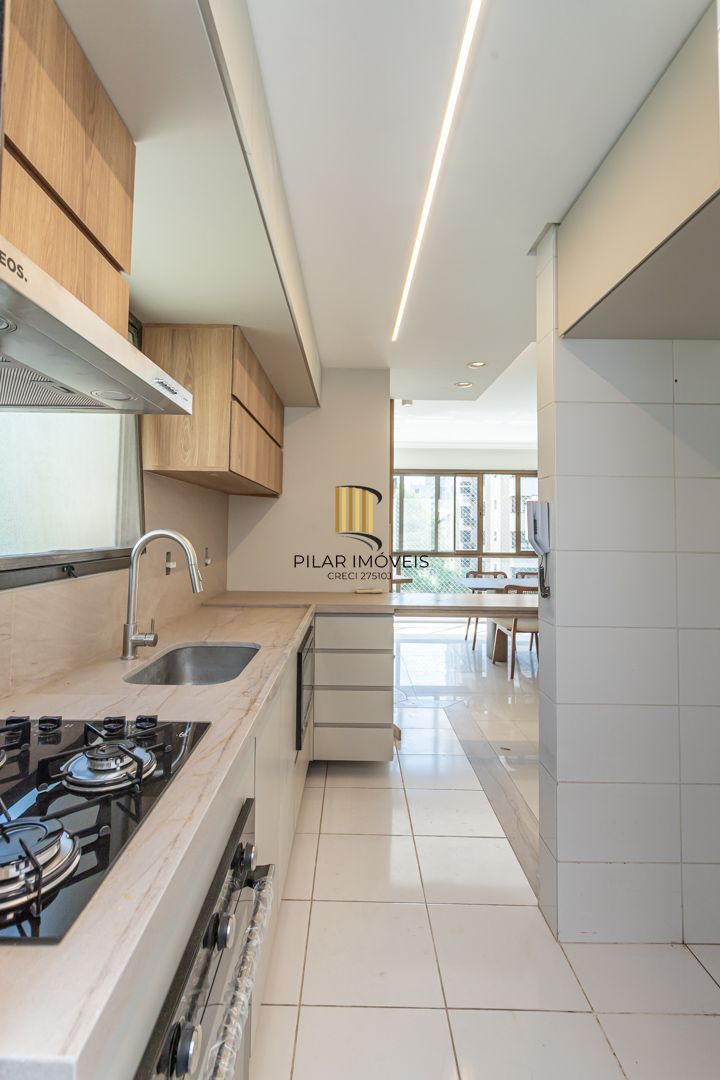 Apartamento no bairro Mont Serrat de 2 suítes e 2 vagas DESOCUPADO