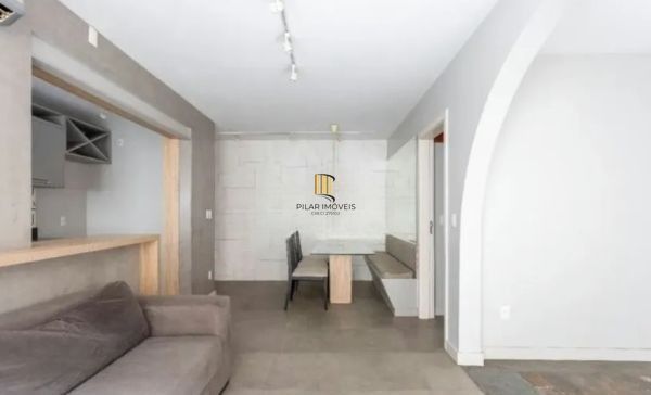 Apartamento garden no bairro Santa Cecilia de 2 dormitórios e vaga