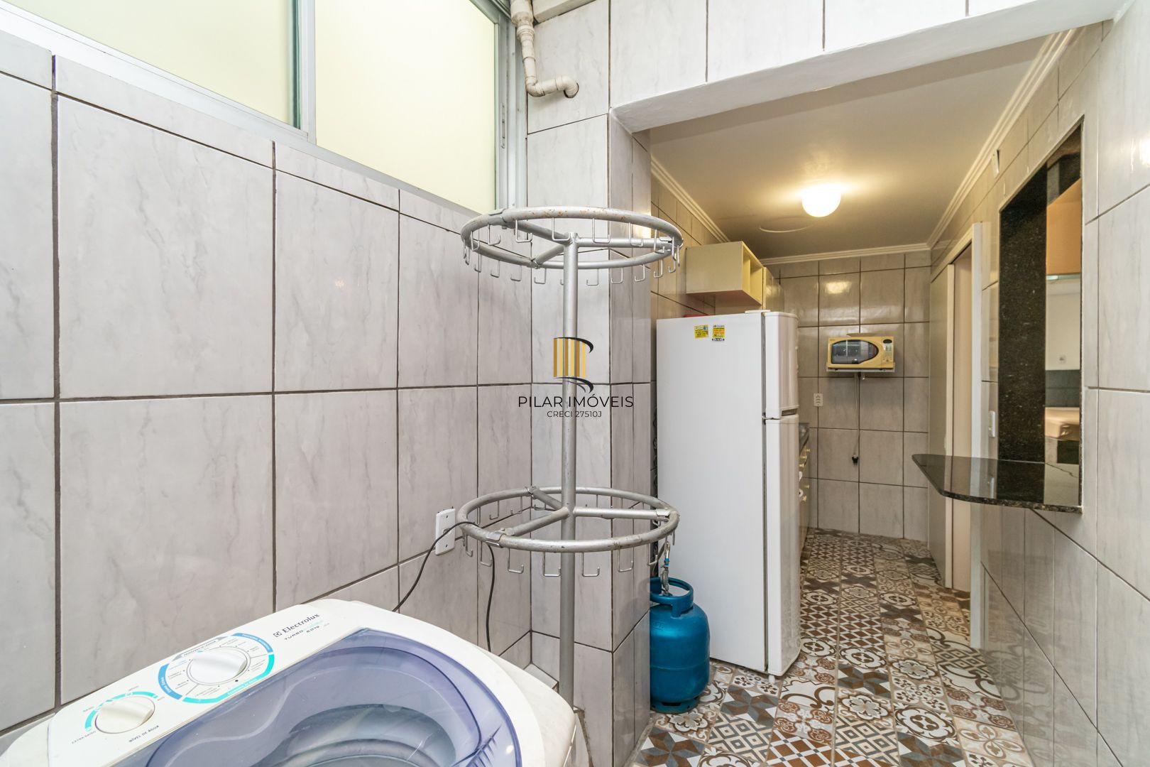 Ótimo apartamento c/1 dormitório no bairro Cidade Baixa, entrar e morar.