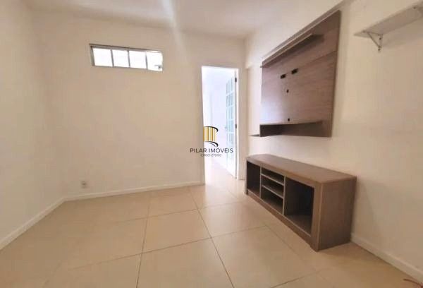 Apartamento no Centro de 1 dormitório desocupado