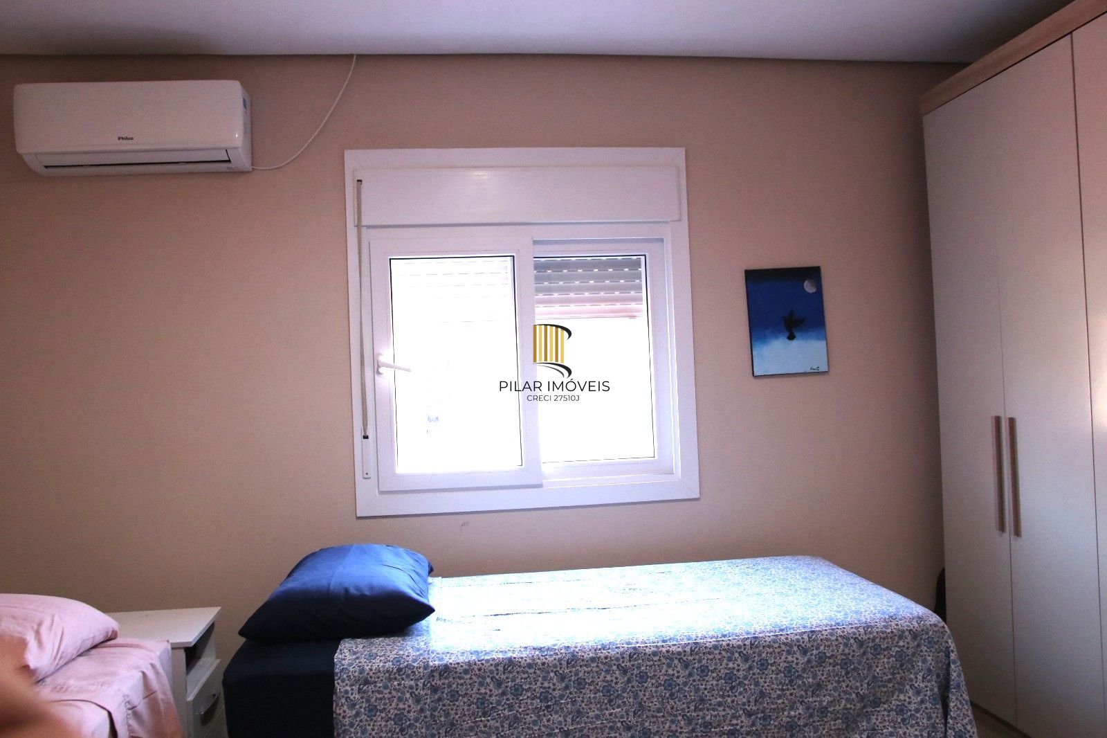 Casa sobrado na Hípica de 2 dormitórios e 2 vagas