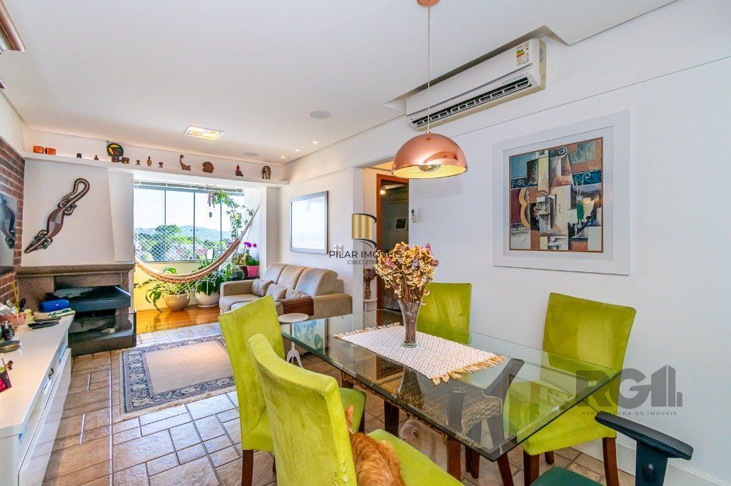 Apartamento 2 dormitórios, 1 vaga no Alto Petrópolis