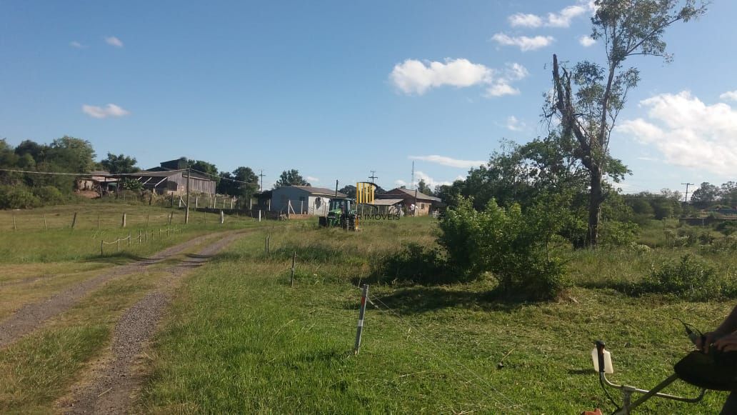 Sítio 1 dormitório no bairro Pedreira