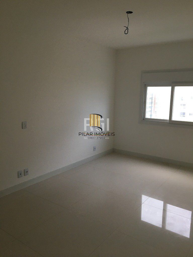 Apartamento para Venda - 123.48m², 3 dormitórios, sendo 2 suites, 2 vagas - Centro