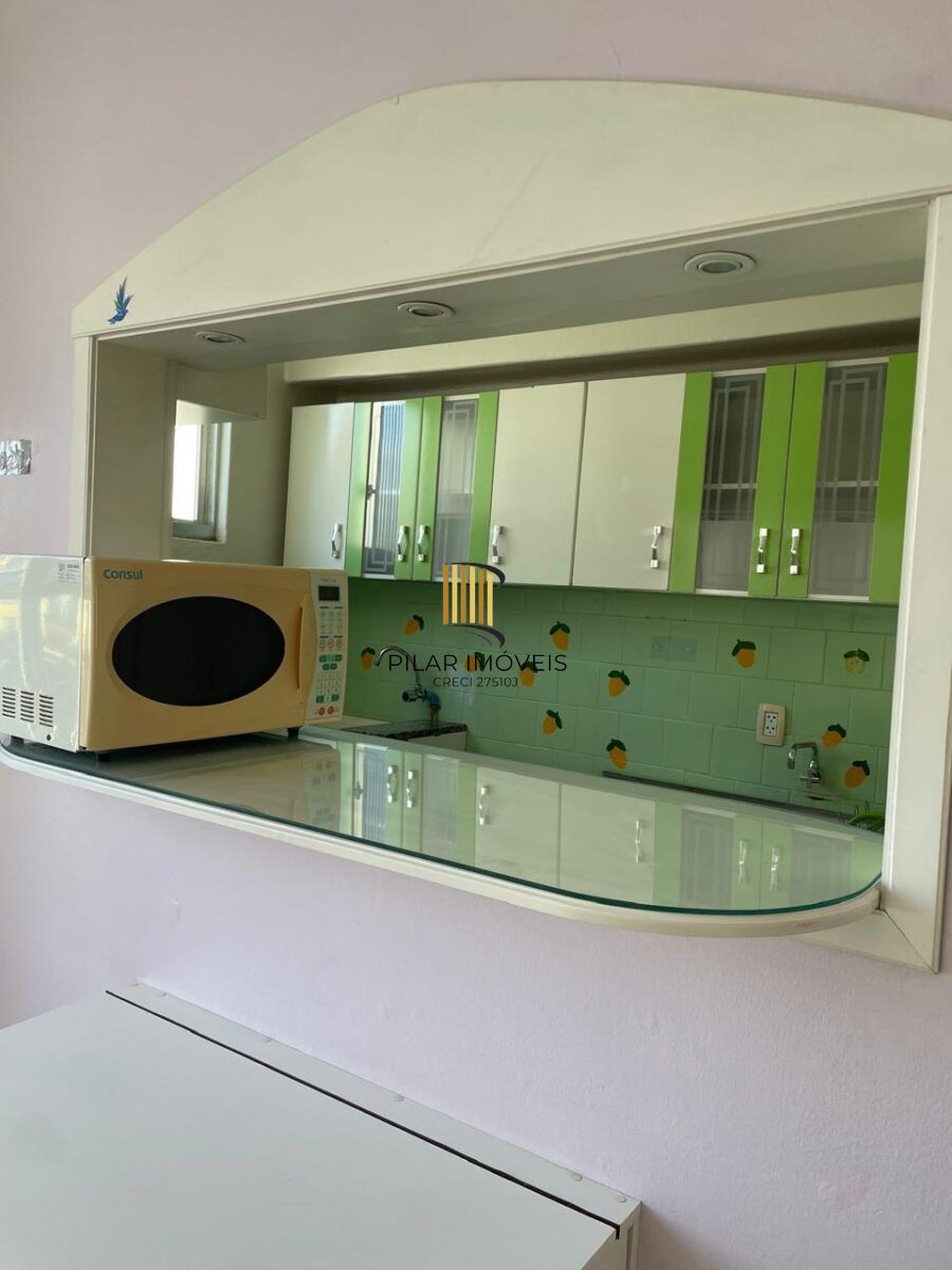 Apartamento JK no Centro semi mobiliado DESOCUPADO