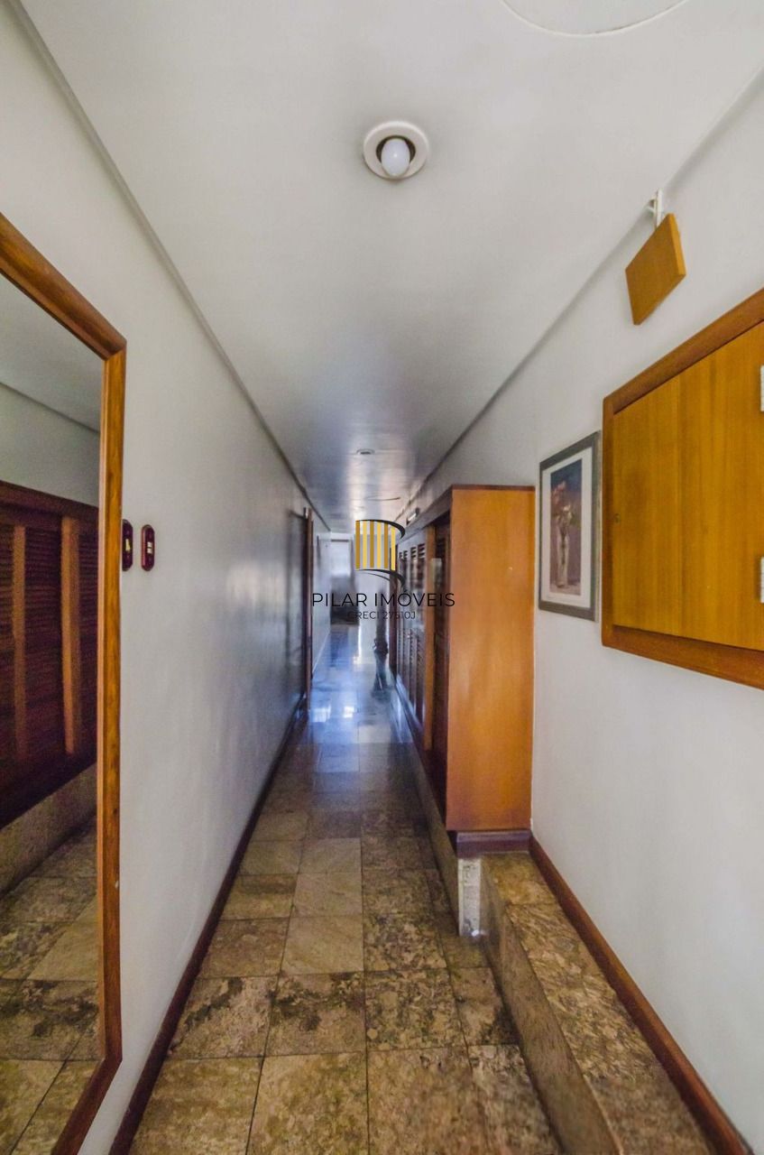 Apartamento na Avenida Protásio Alves