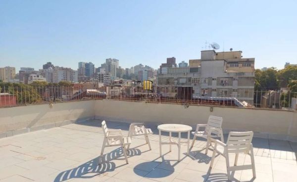 Apartamento 2 dormitórios no bairro Rio Branco