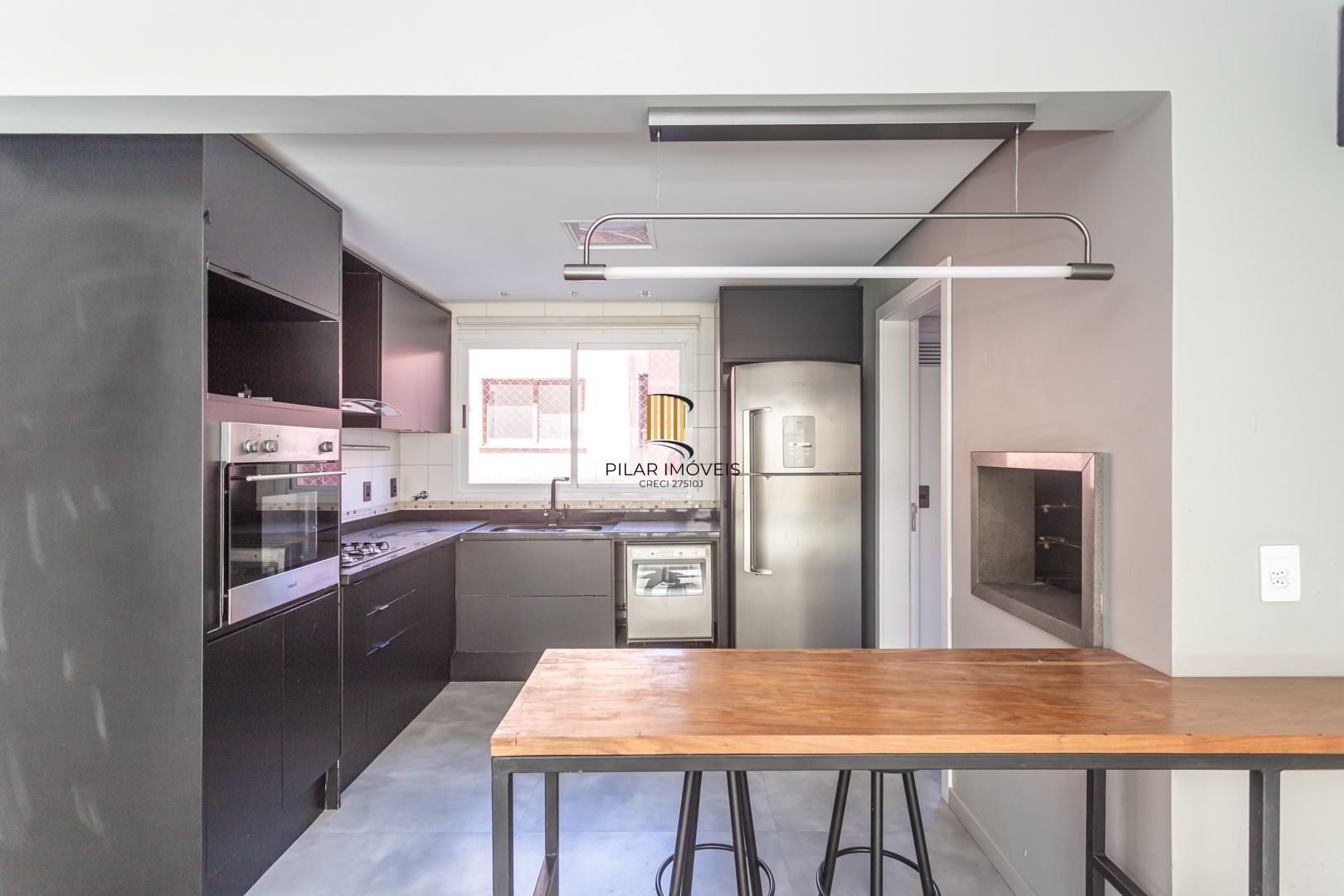 Apartamento Garden no bairro Pertrópolis de 3 dormitórios e 2 vagas DESOCUPADO