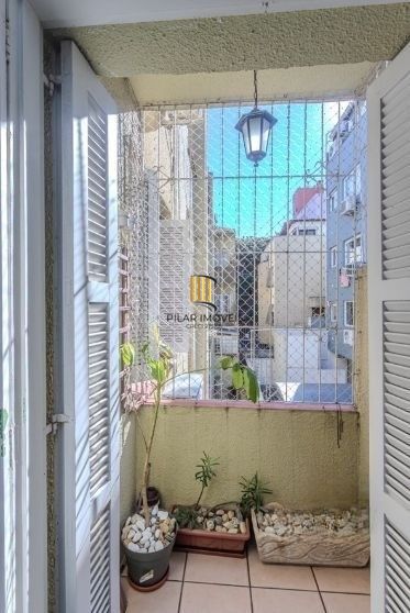 Apartamento no bairro Petrópolis de 3 dormitórios REFORMADO