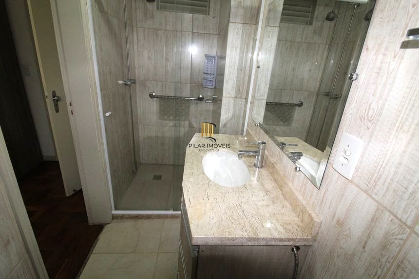 APARTAMENTO MOBILIADO E COM VAGA NO MENINO DEUS