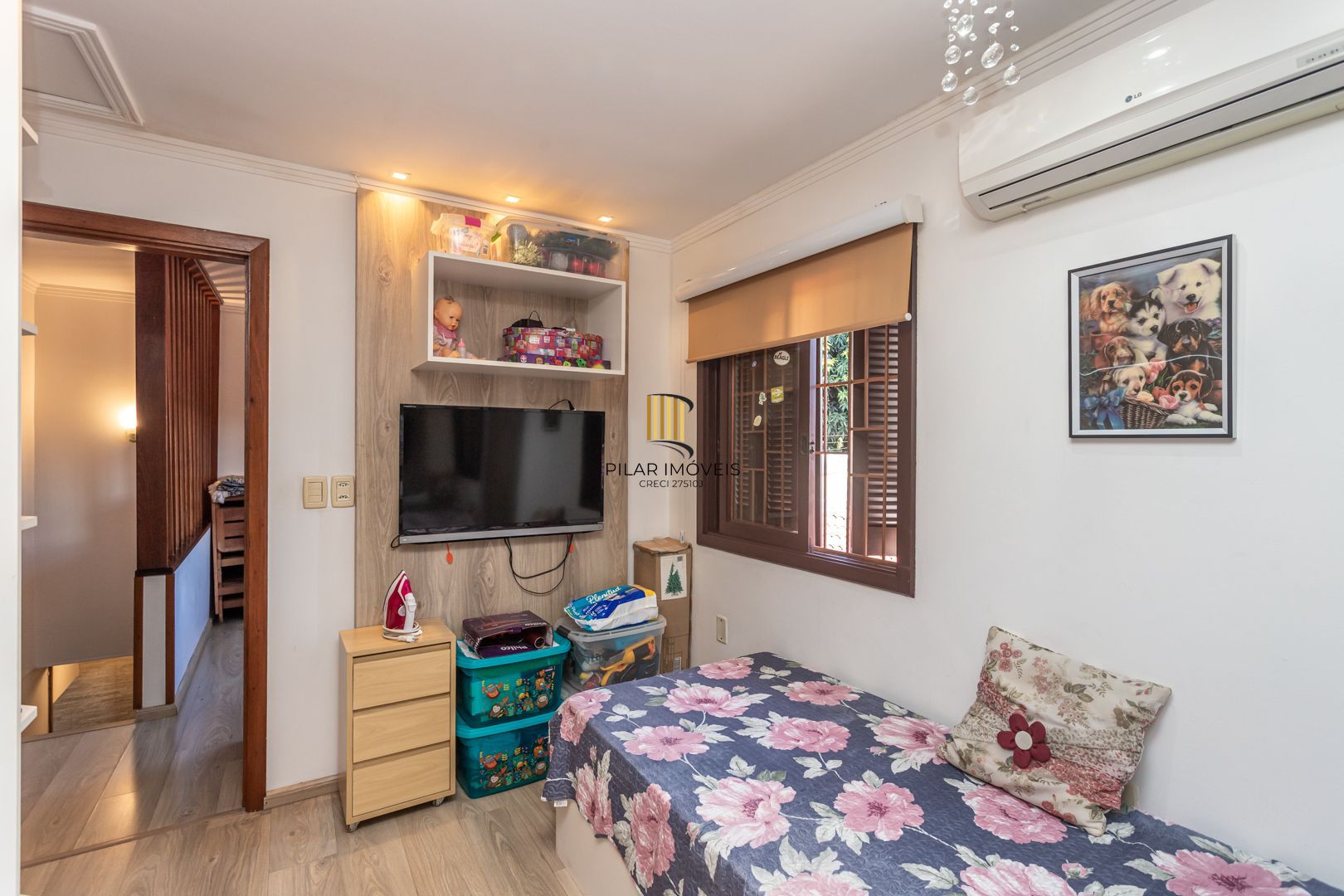 Casa 3 dormitórios no bairro Camaquã