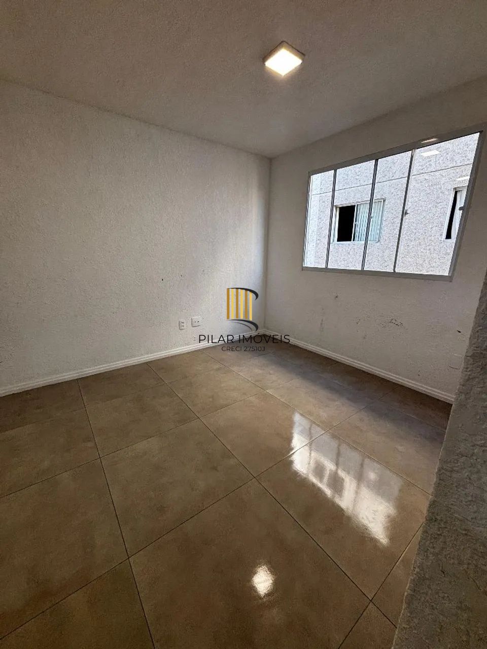 Apartamento 2 dormitórios no bairro Rubem Berta