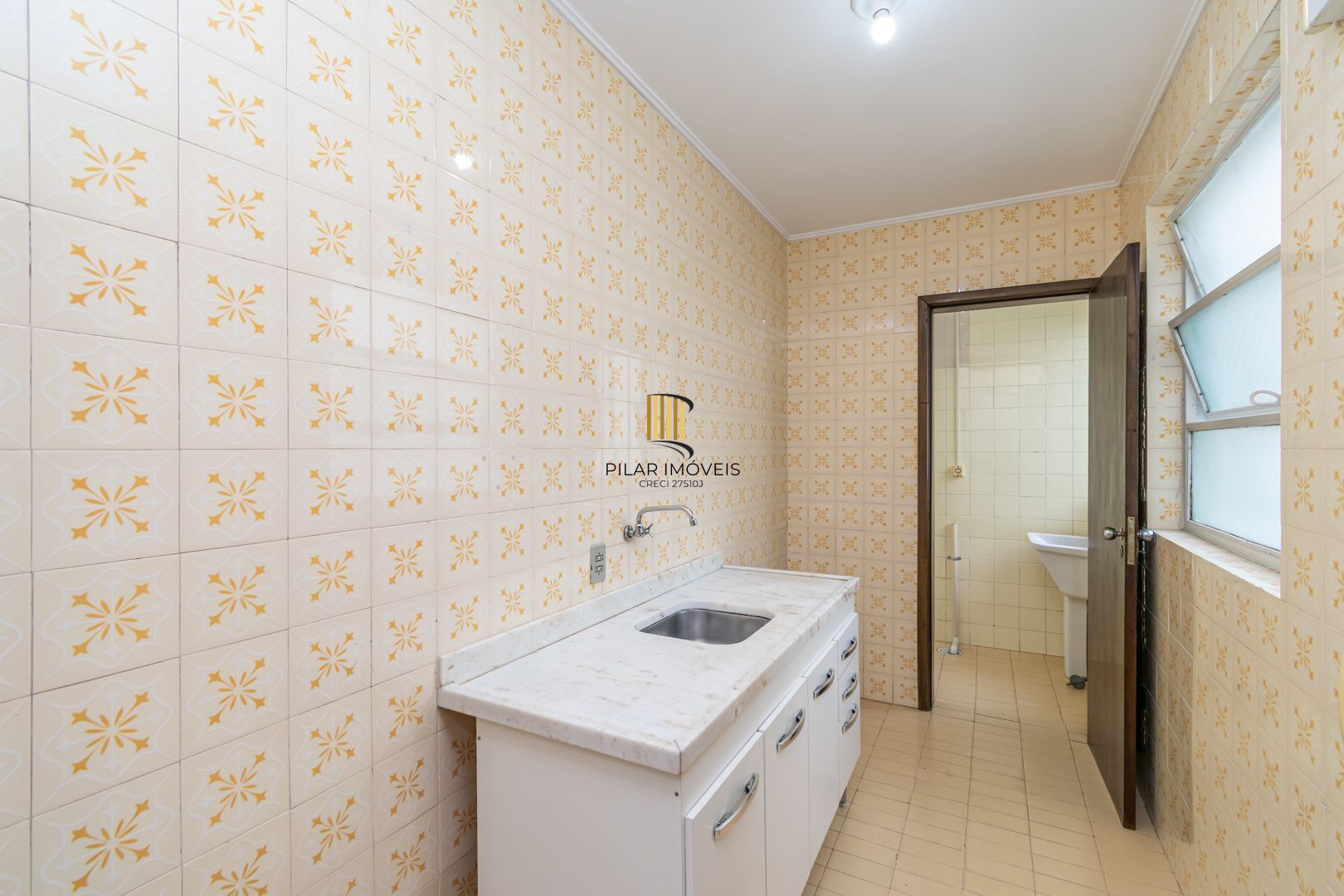 Excelente apartamento em frente ao Hospital de Clinicas