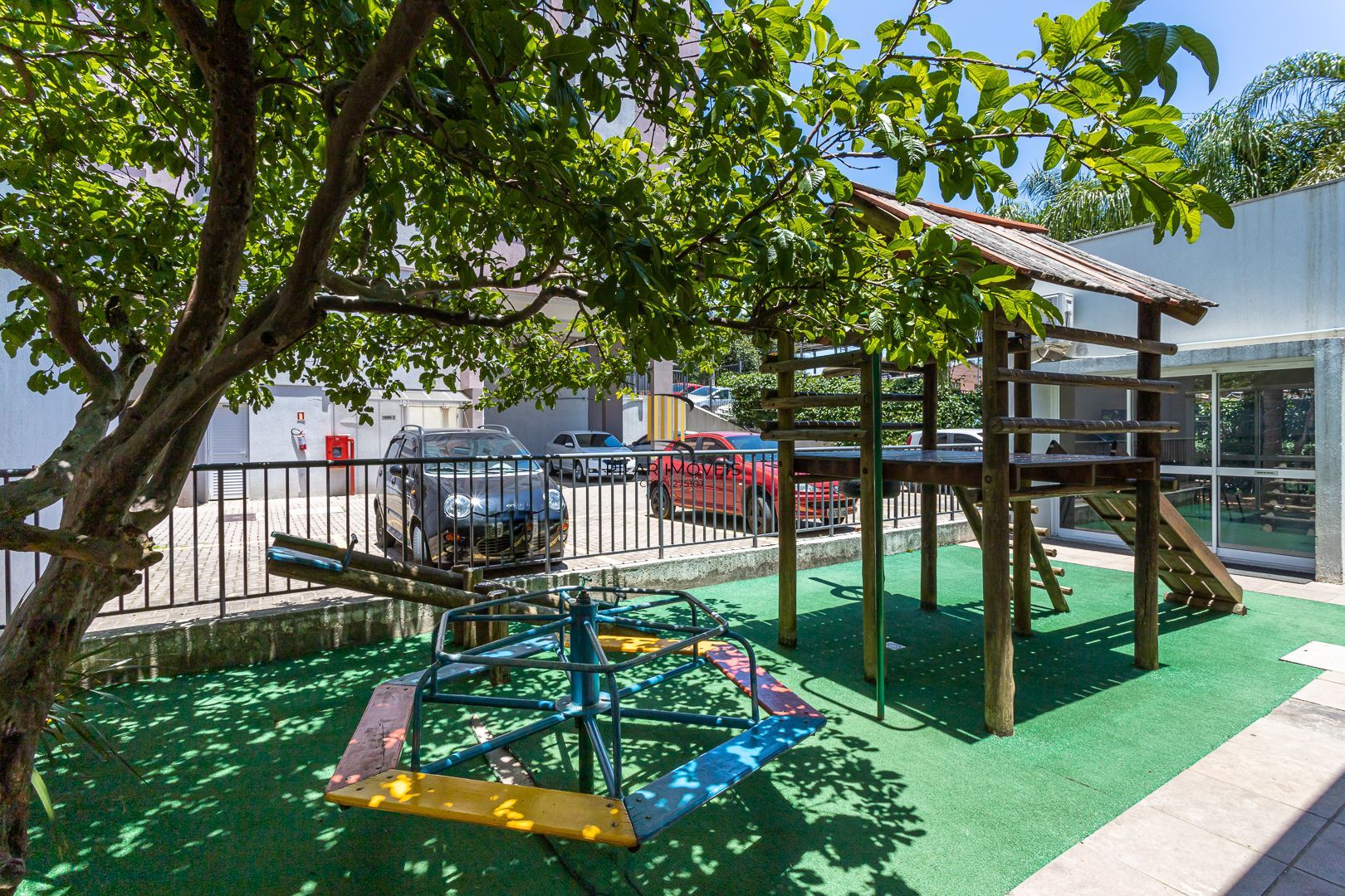 Apartamento para Venda - 50.98m², 2 dormitórios, 1 vaga - Partenon