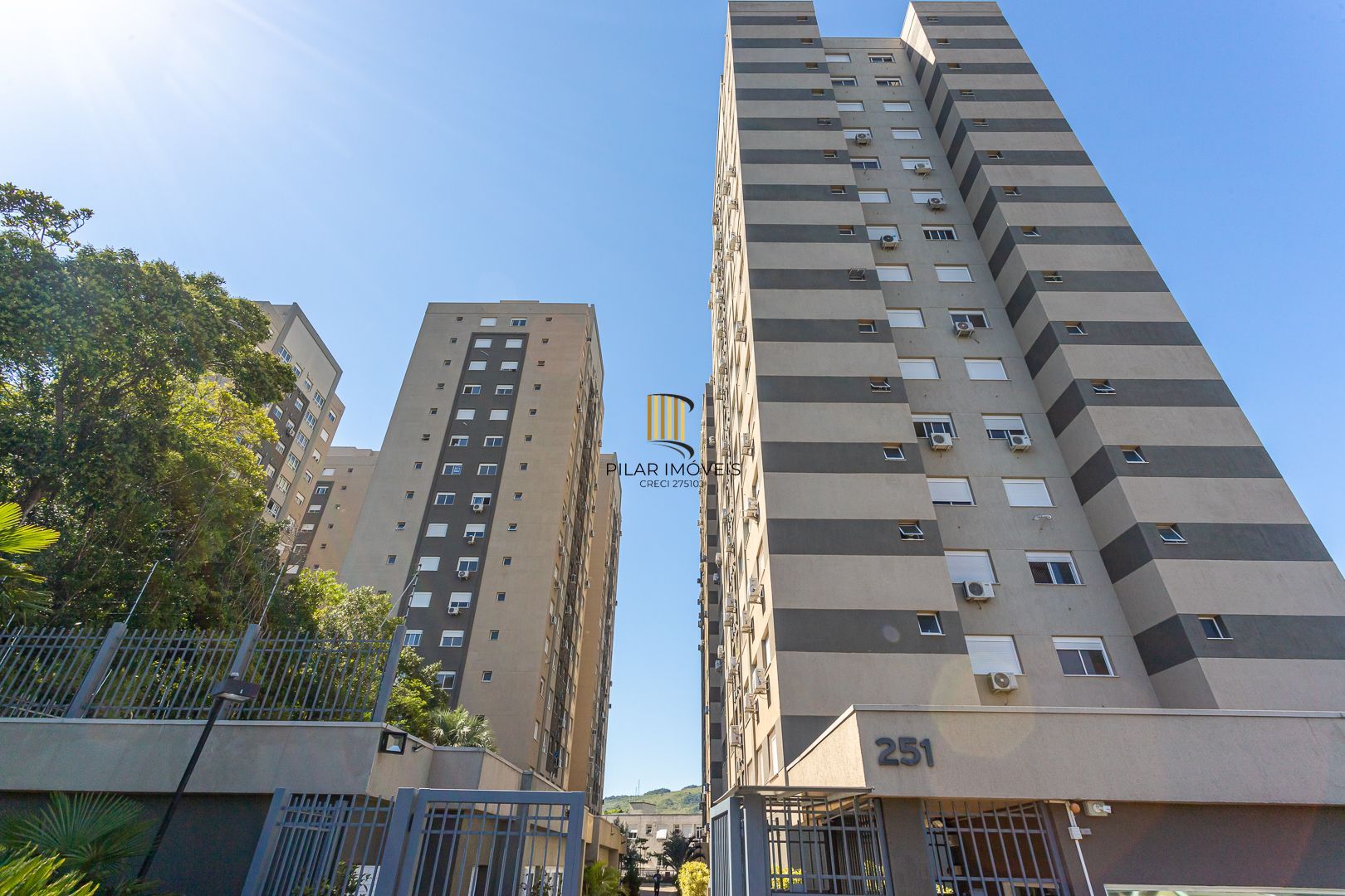 Apartamento 3 dormitórios no bairro Jardim Carvalho