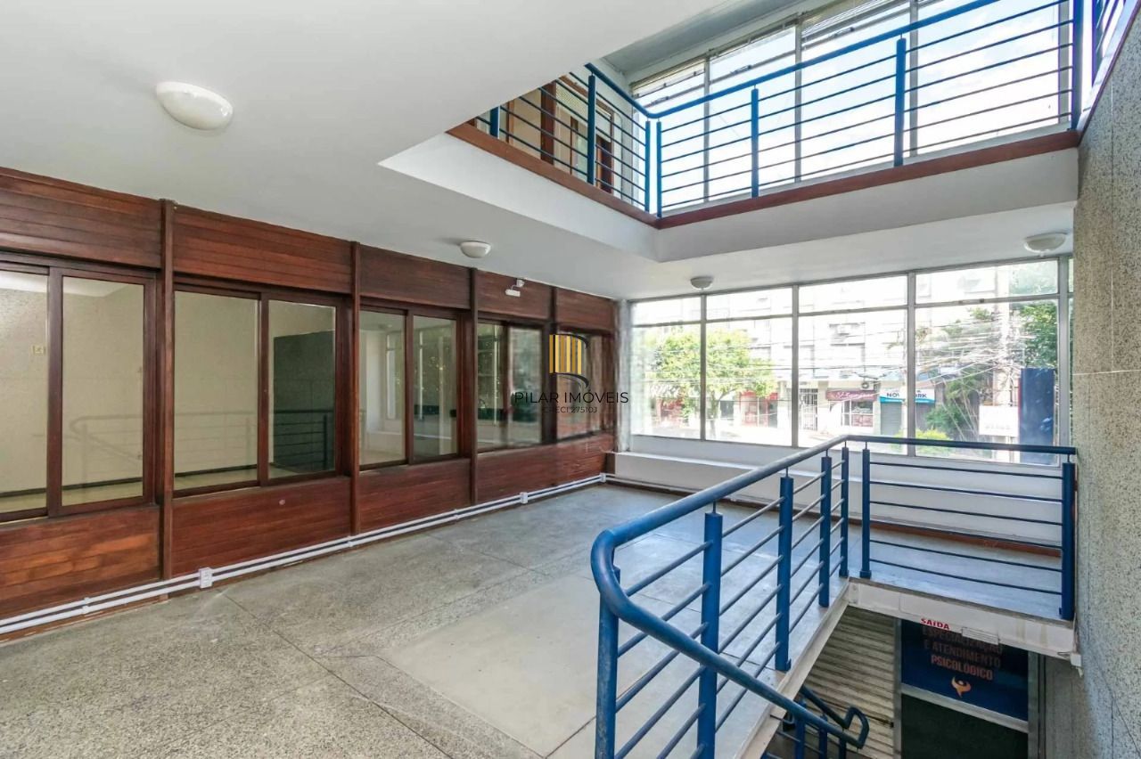 Predio Comercial com 1000m², 5 vagas, no bairro Higienópolis em Porto Alegre para Alugar