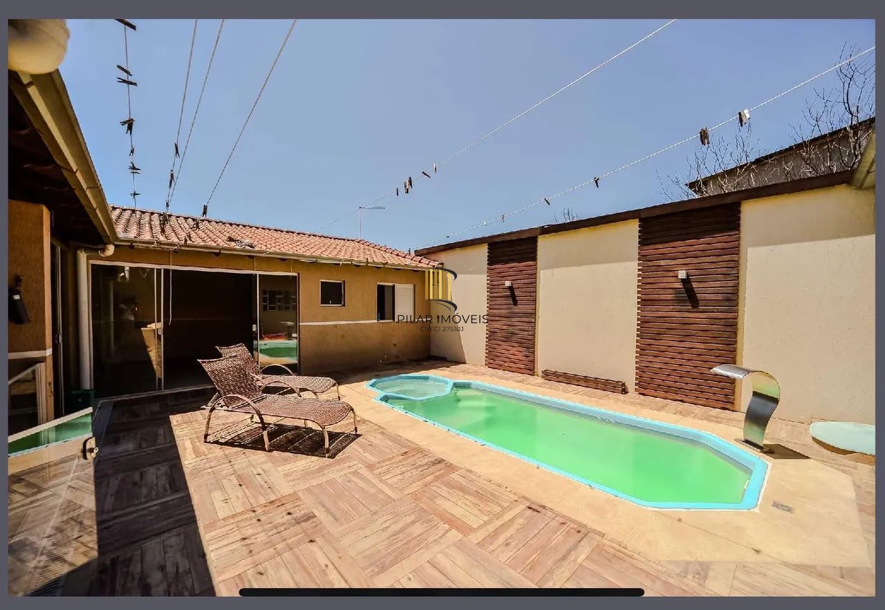 Casa 5 dormitórios no bairro Sarandi - Pilar Imóveis