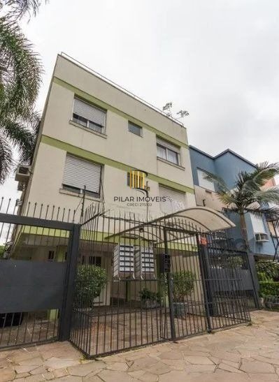 Cobertura no bairro Santana com 3 dormitórios e 2 vagas desocupada