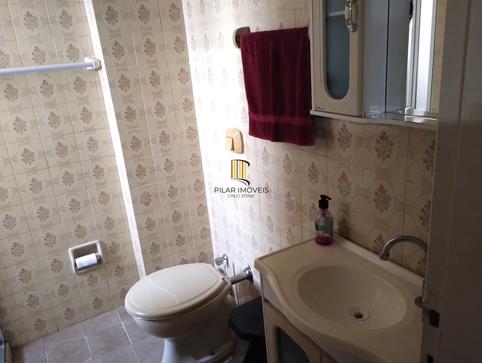 Apartamento no Centro de 1 dormitório DESOCUPADO