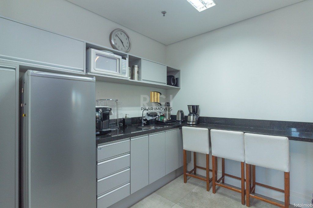 Conjunto/Sala para Venda - 106.57m², 0 dormitórios, 2 vagas - Petrópolis